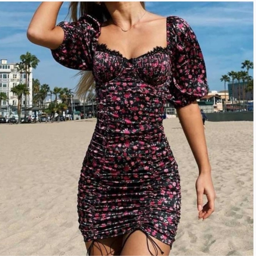 EUC, FOR LOVE & LEMONS, XSm, Black & Pink floral dress, Gorgeous! Corset look.